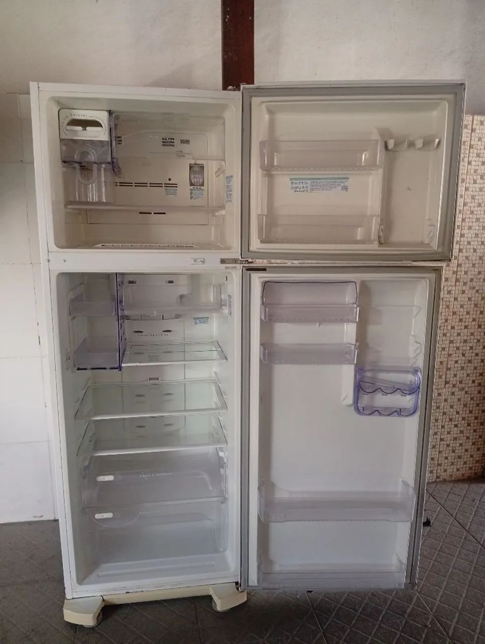 Geladeira Eletrolux DF50 430L - Foto 2