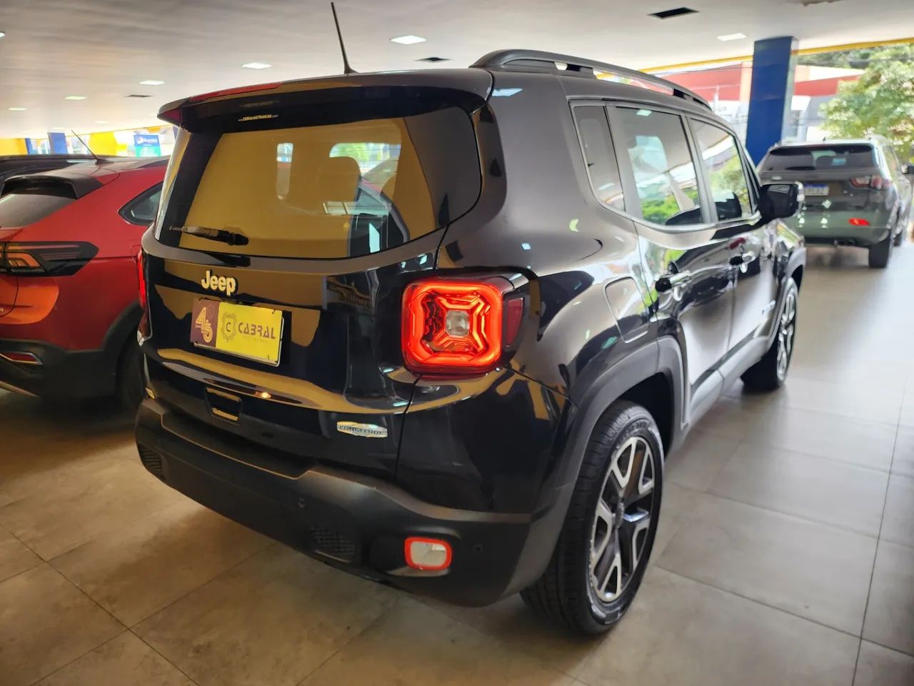 Jeep Renegade Longitude 1.8 Flex Automático 2021 - Foto 2