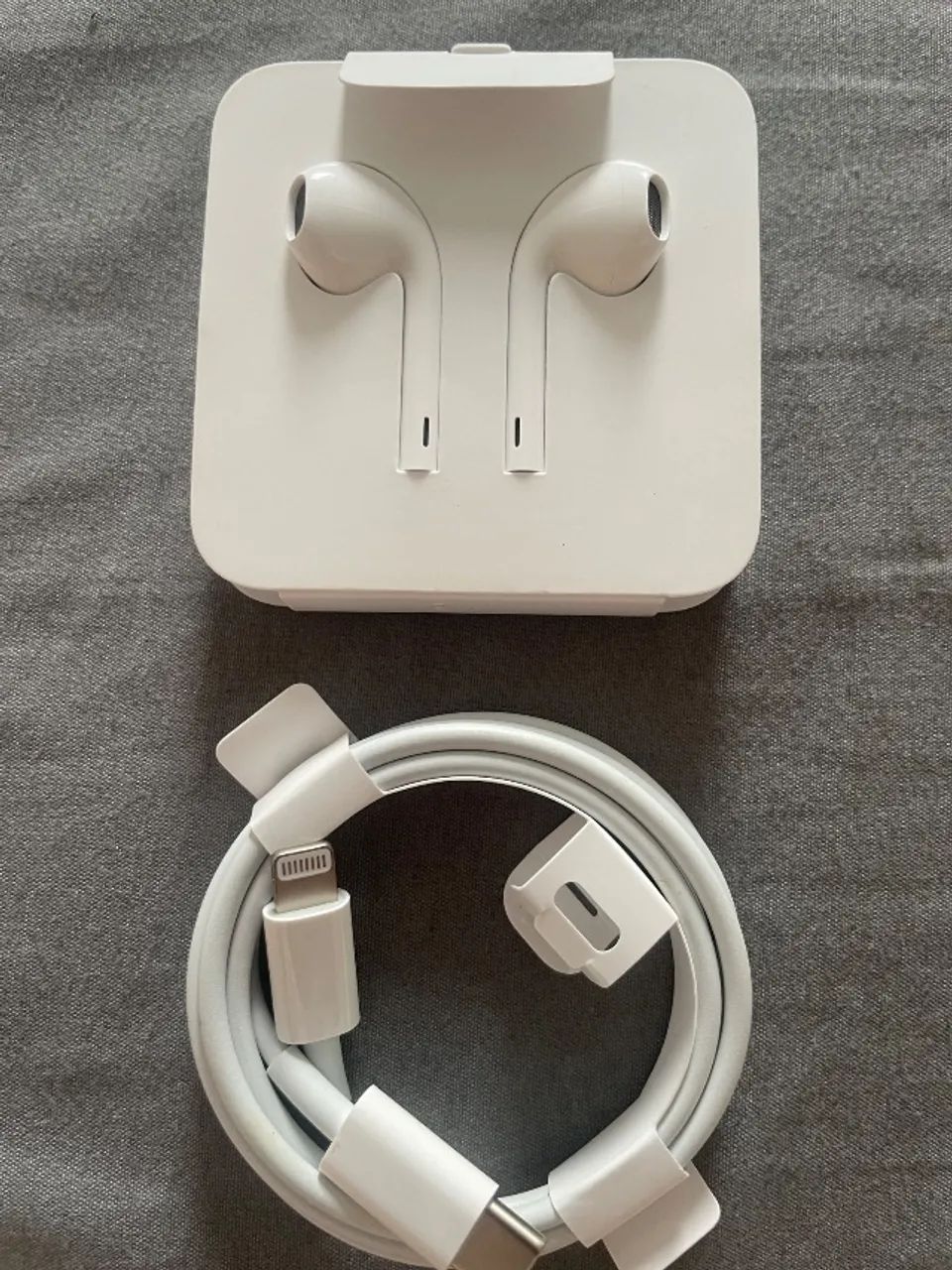 Fone com fio + Cabo carregador Apple Original