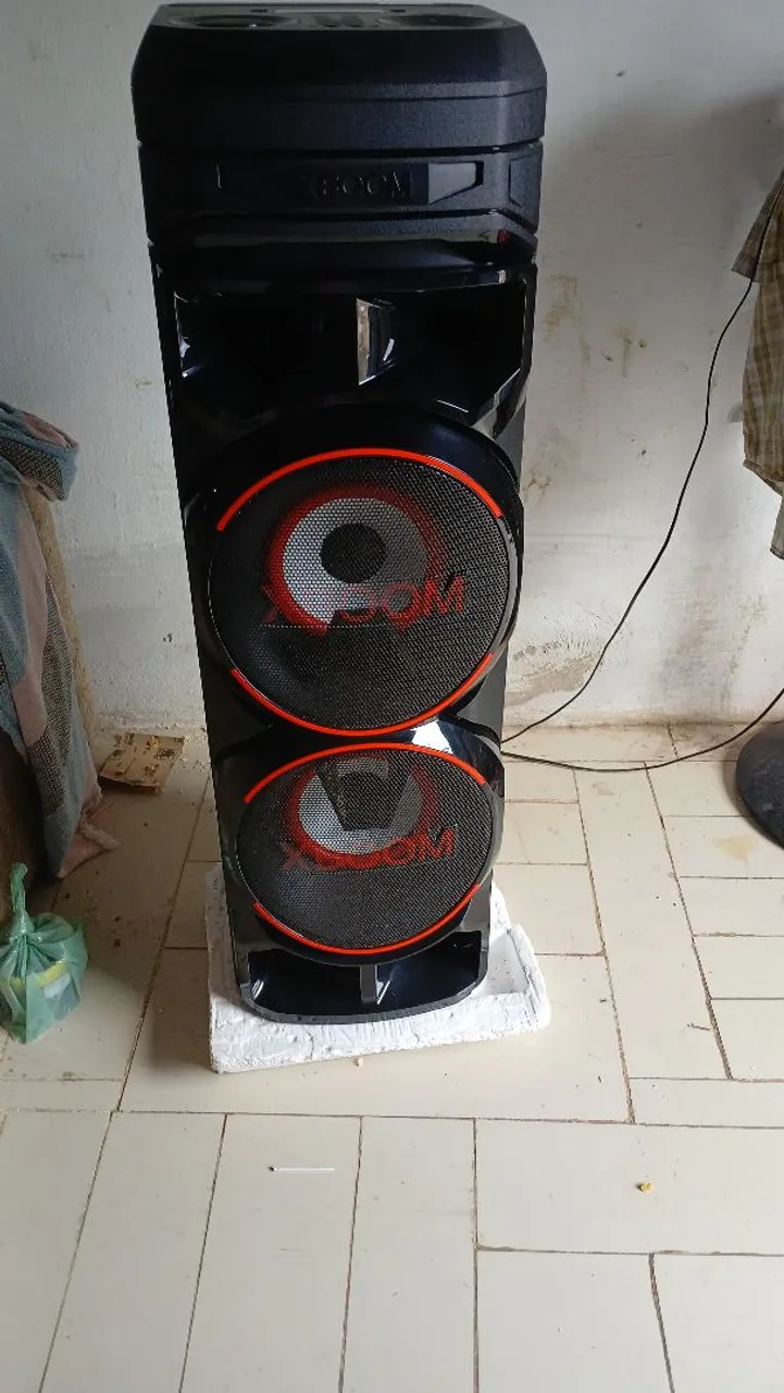 Caixa de som LG XBOOM