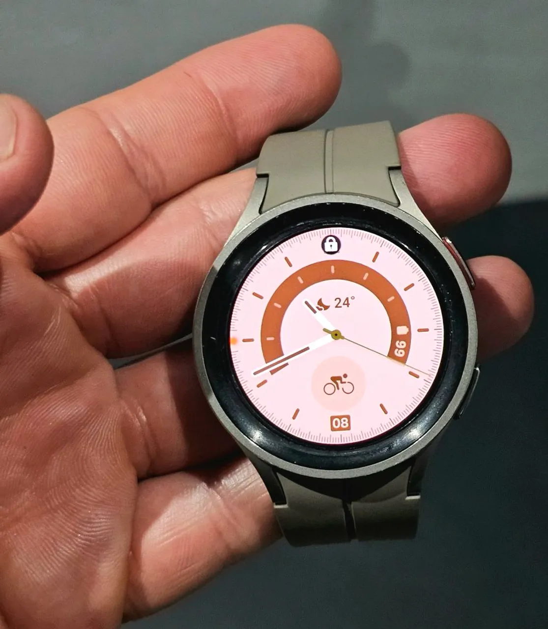 Samsung Galaxy Watch 5 pro
