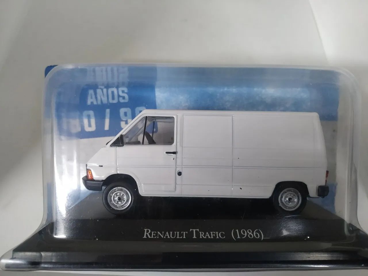 Miniatura Renault Trafic 1986 - 1/43