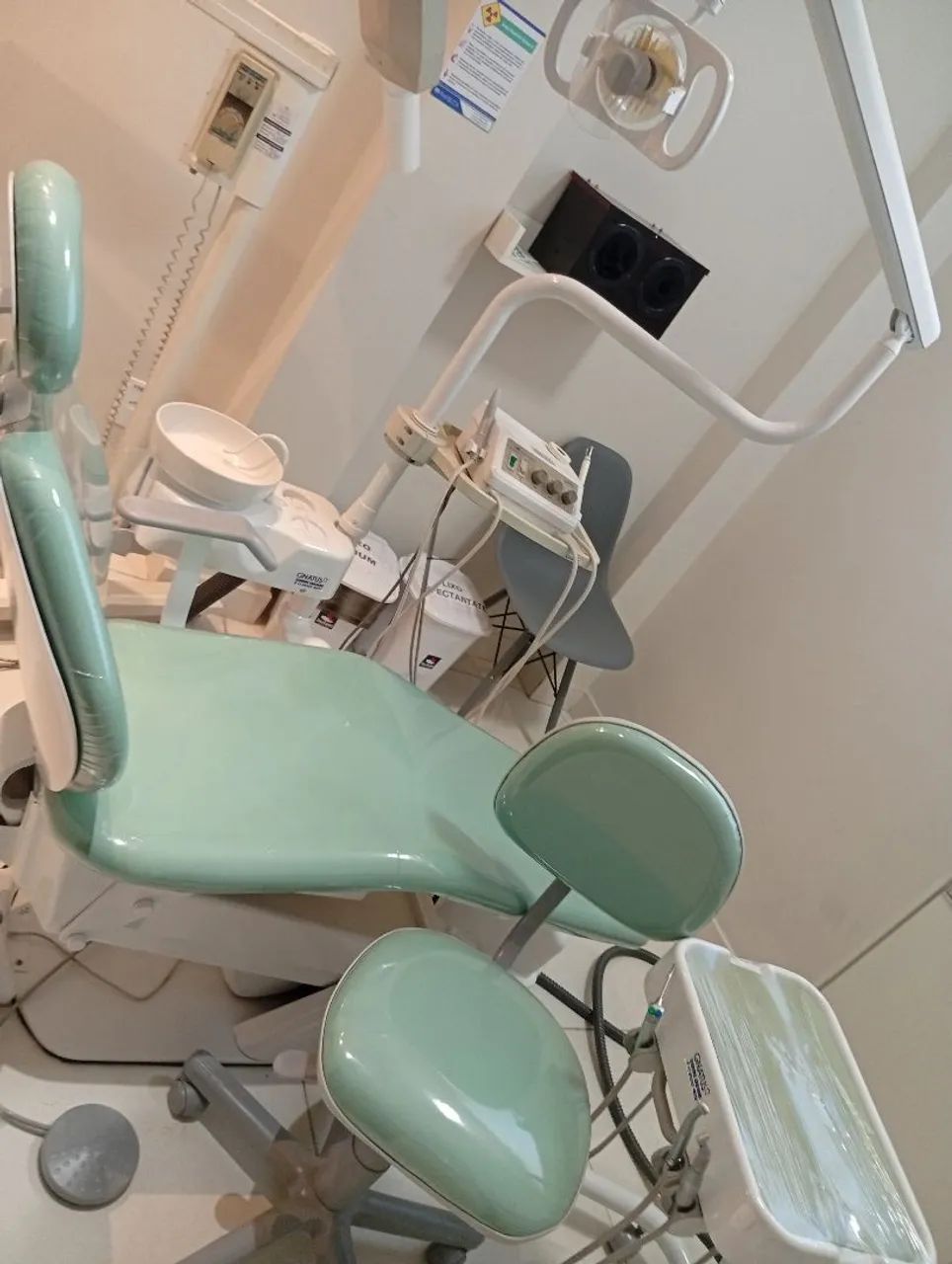 Cadeiras odontológicas reformadas  - Foto 2