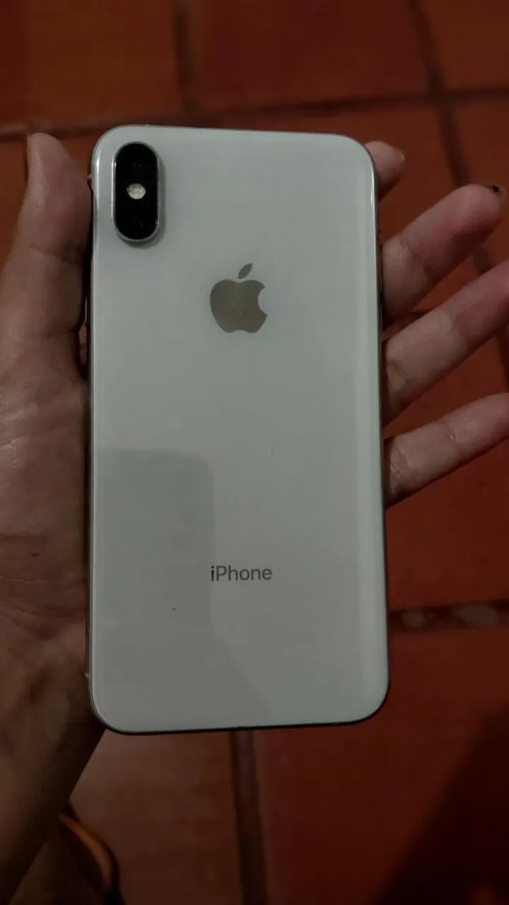 iPhone XS