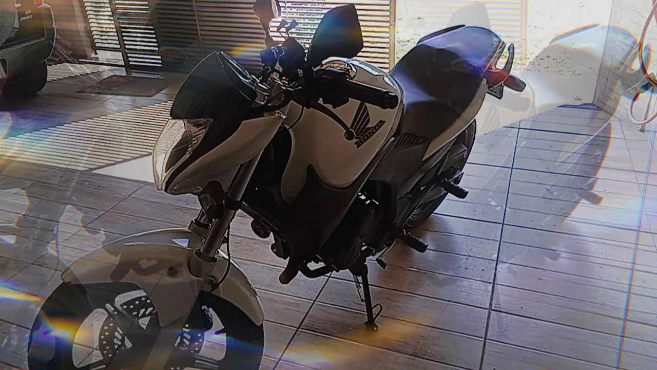 CB 300 2011 - Foto 4