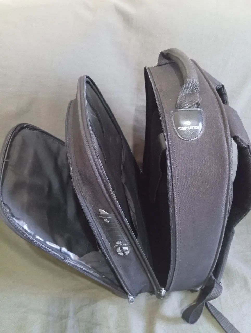 Mochila Samsonite Executiva Preta - Foto 3