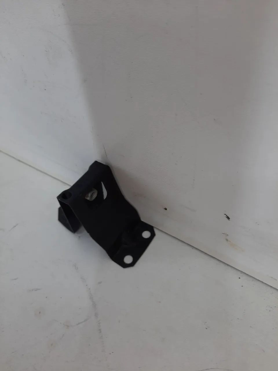 Suporte Porta Fiat Mobi 2020 - Foto 4