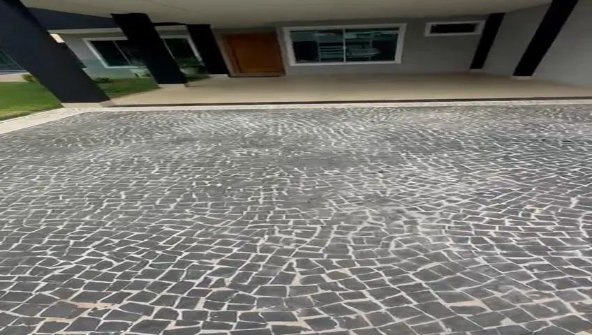 Ótima casa quitada e escriturada com 2 casas no lote em Arniqueiras - Foto 5