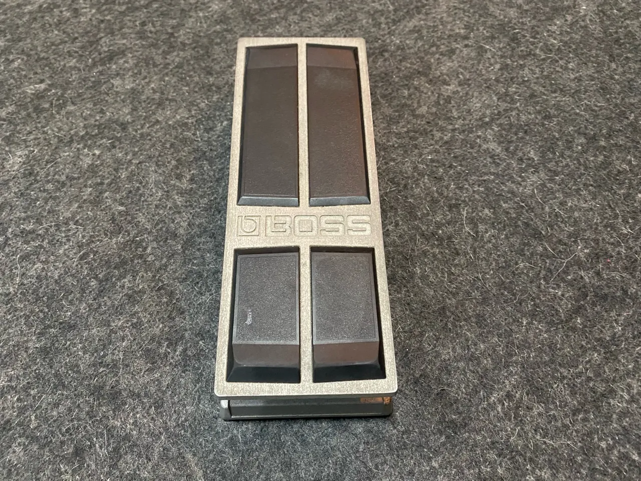 Pedal BOSS FV500H Volume e Expressão