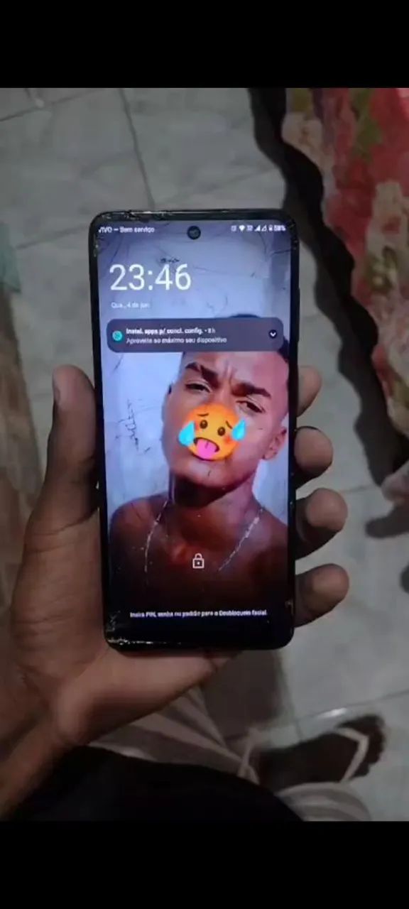 Vendo moto g22 só tem que trocar a tela mas tá funcionando normal não trava nem buga - Foto 4