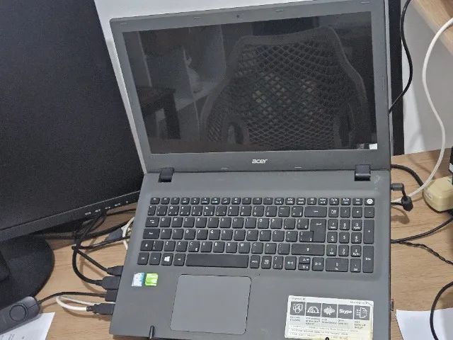 Notebook Acer, i7-5500U, 16GB RAM, 500 SSD, GeForce 920M 2GB dedicada, Win10 - Foto 2