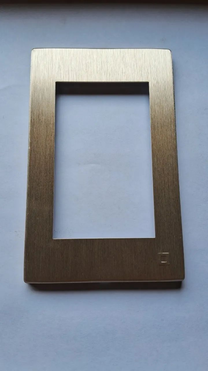 Placa 4x2 - 3 Modulos-Vintage-Linha Elite Pial 