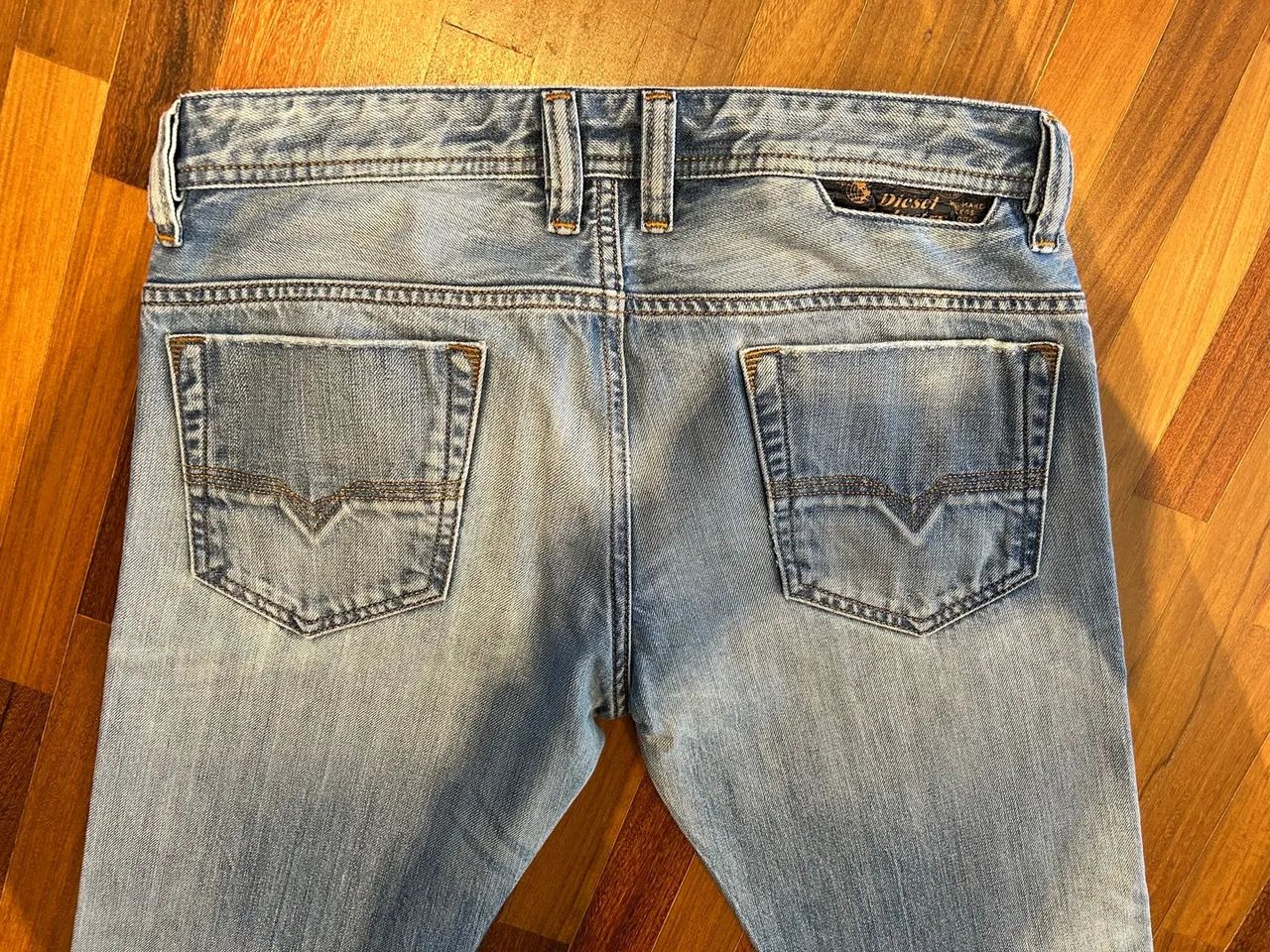 Calça Jeans Diesel Azul Claro - Original - Foto 2