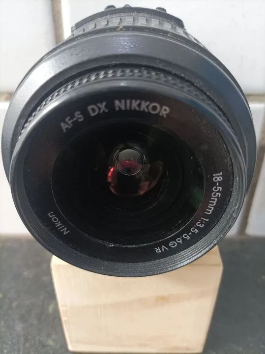 Lente Nikon AF-S DX Nikkor 18-55mm f/3.5-5.6G VR