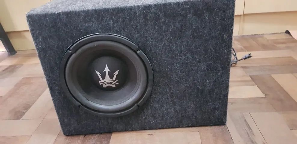 Subwoofer Magnum REX 8 polegadas 650w + Caixa selada