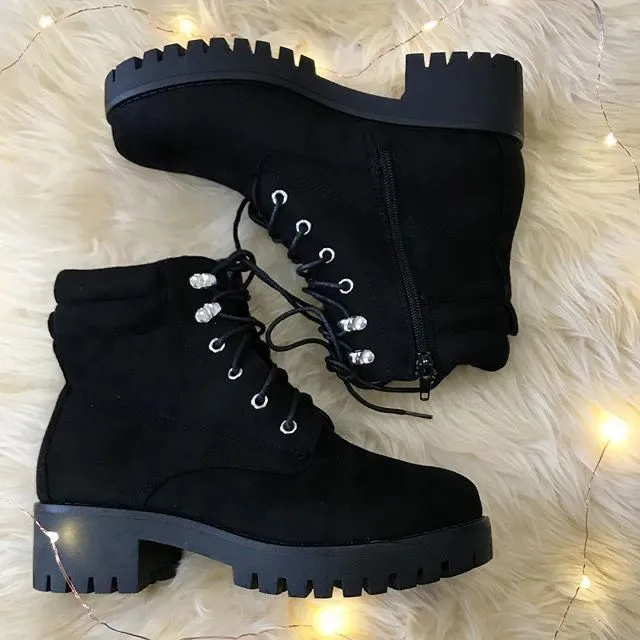 contorno preto feminino (bota) Tam 37