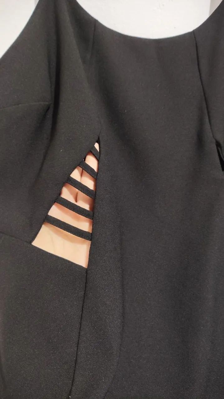 Vestido preto marca Toli - Foto 2
