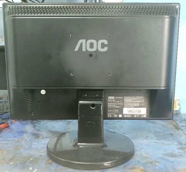 Monitor Lc Aoc Modelo 519w 15 Polegadas em perfeito estado64385327609603123