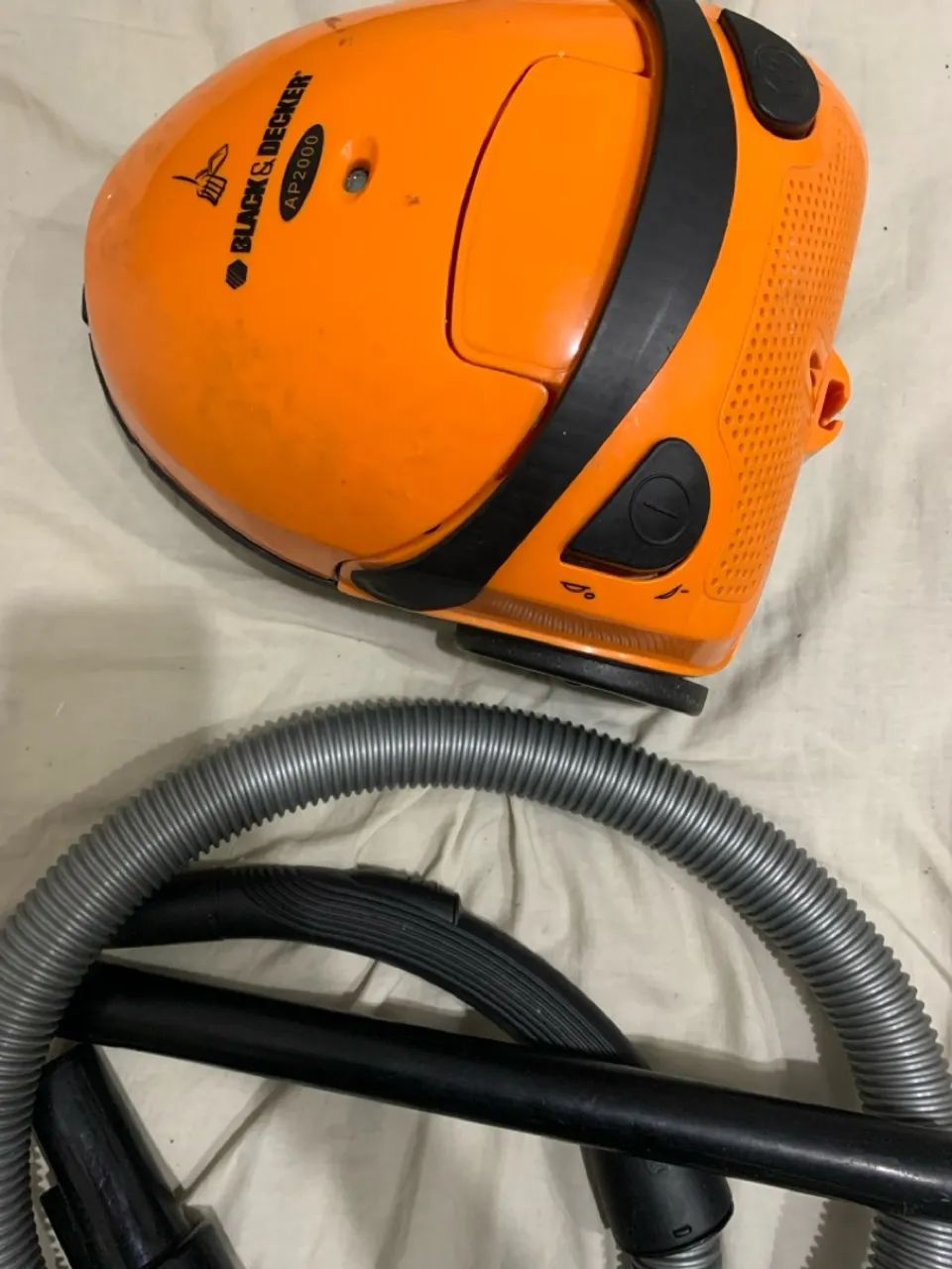 Aspirador de pó black Decker 1400w