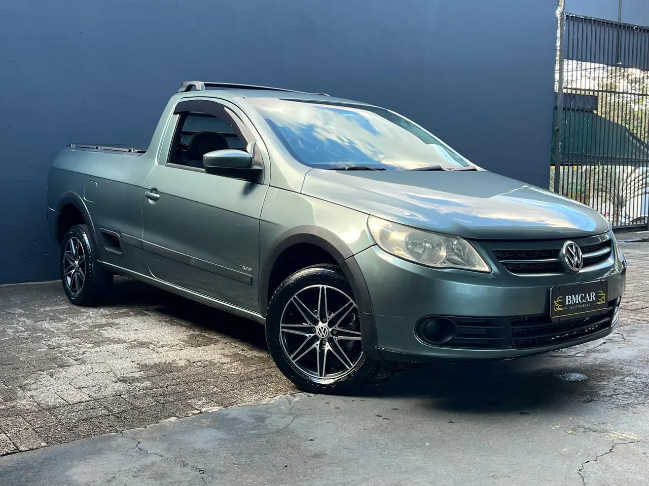 VOLKSWAGEN SAVEIRO 2011 Usados e Novos