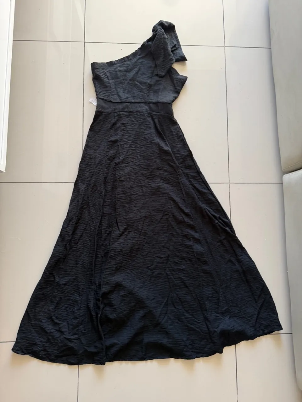 Vestido preto novo