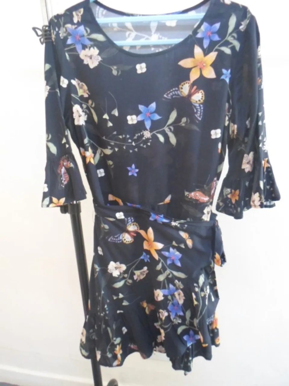 LOTE C/4 VESTIDOS Nº 40 - Foto 5