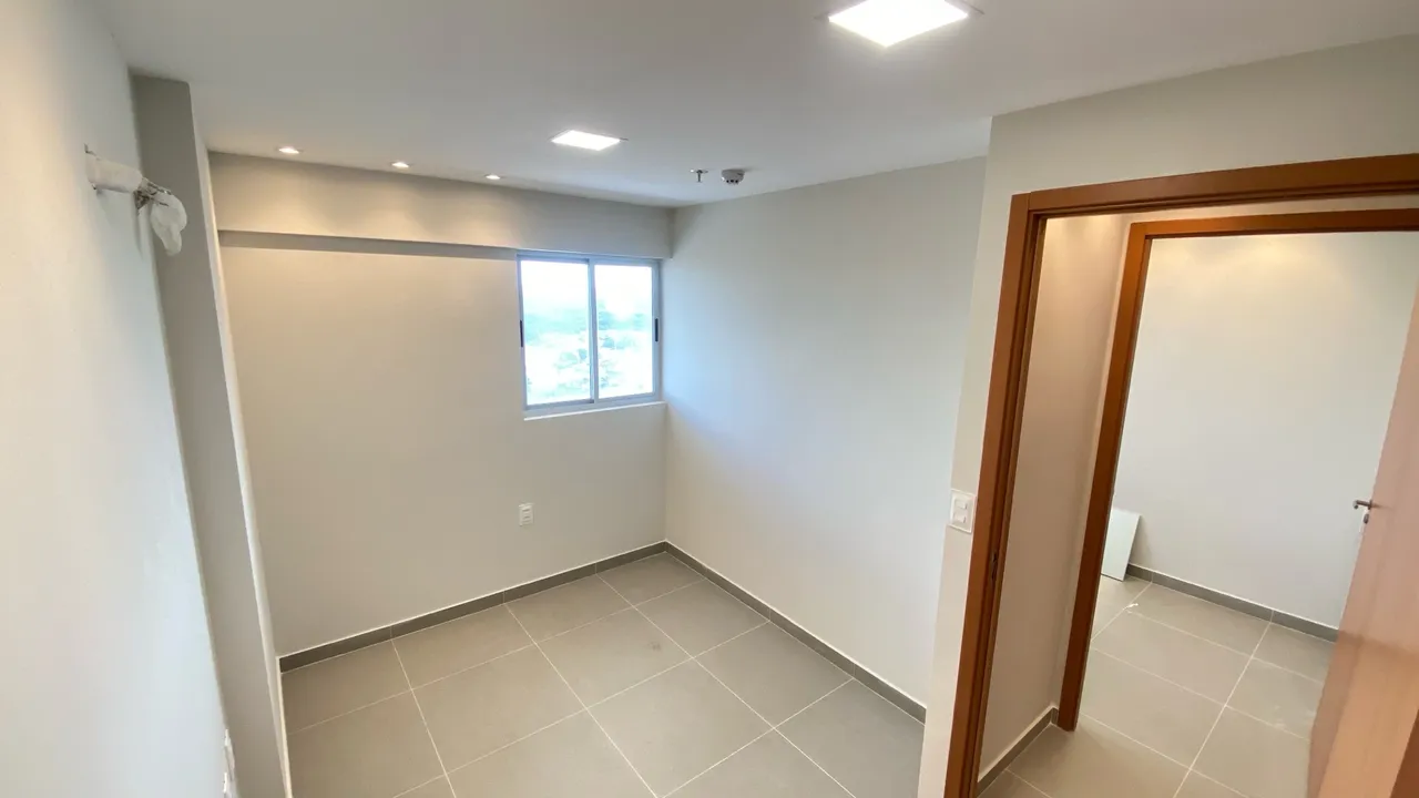 SALA - Andar alto - Empresarial Humberto Lobo