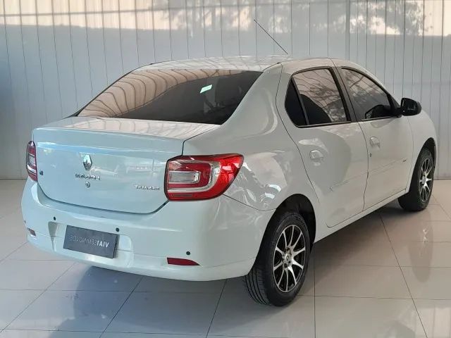 Renault Logan Expression 1.6 2020 - Conforto, espaço e economia com apenas 41.000 km! - Foto 5