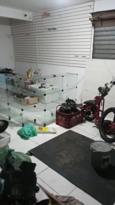 BALCÃO DE VIDRO EM L - Foto 3