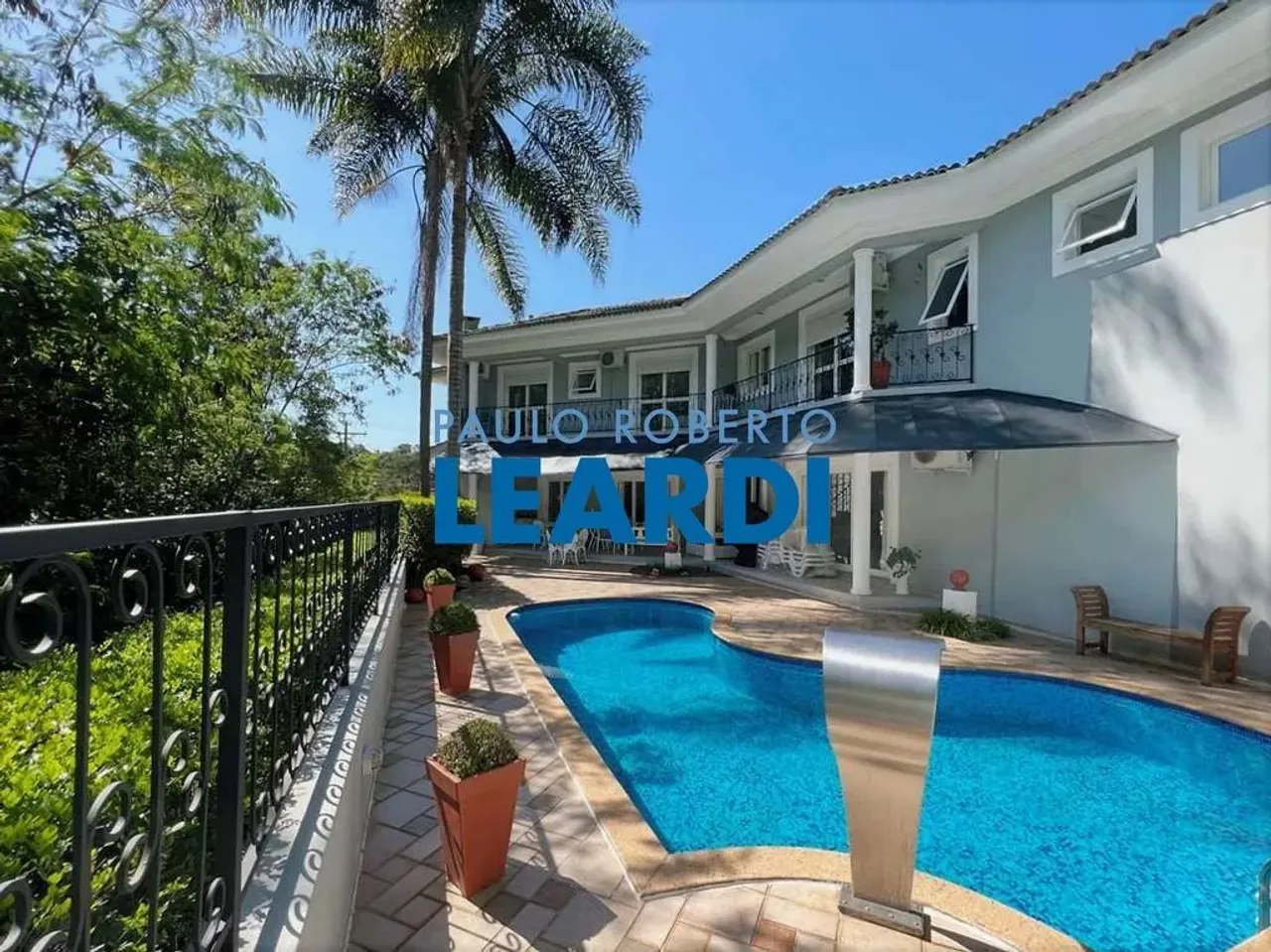 CASA EM CONDOMÍNIO - GRANJA VIANA - SP