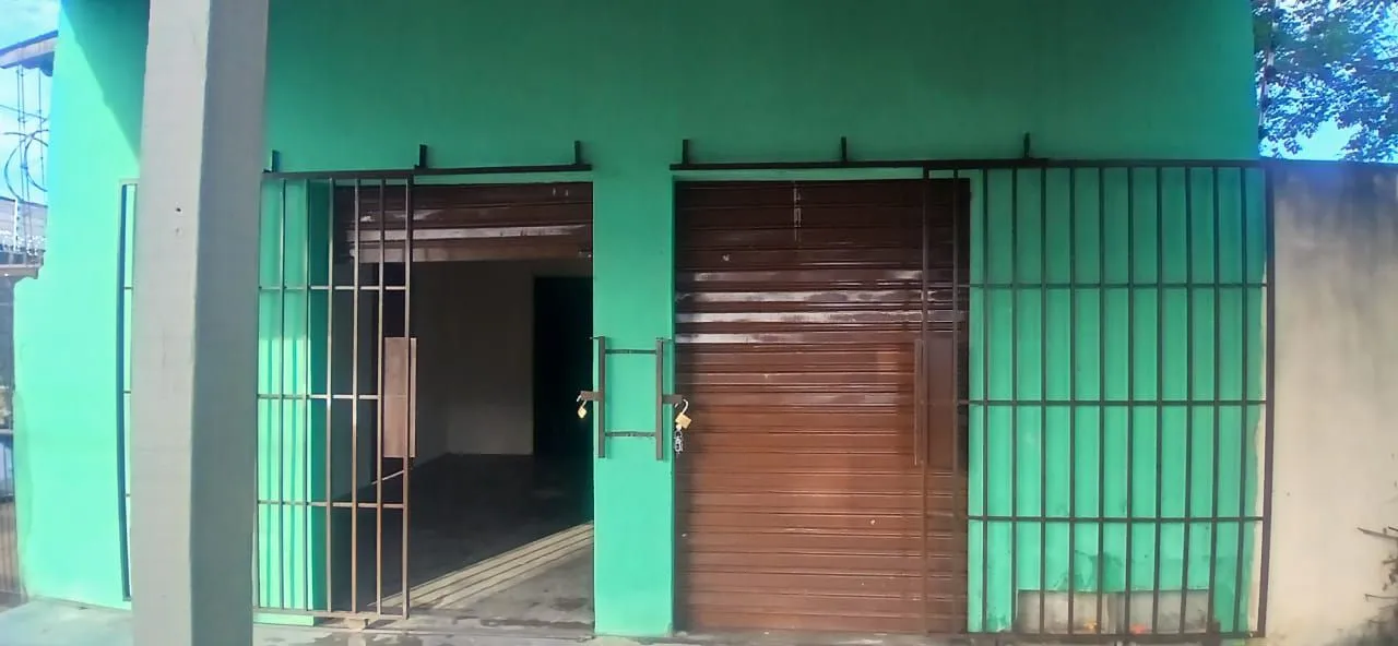Aluga-se ponto comercial