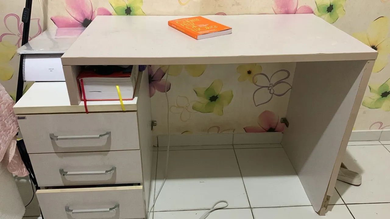 Mesa Escrivaninha 64302121912323120