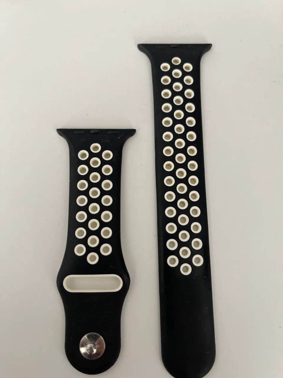 Pulseira aplle watch (cor preta e branca)