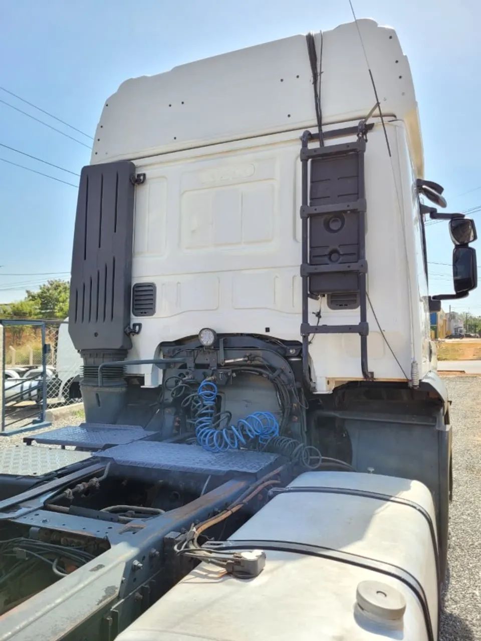 IVECO STRALIS 460 6X2 AUTOMÁTICO SEM ARLA 2011 - 2012 BRANCO - Foto 11