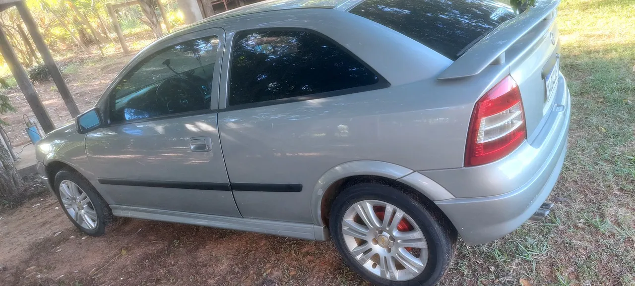 Troco por outro carro