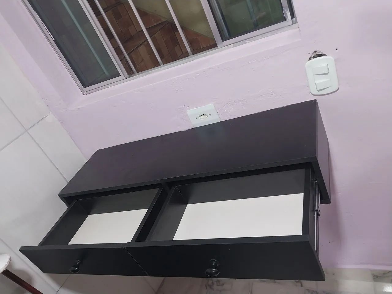 Penteadeira com 2 Gavetas - Preta - Foto 2