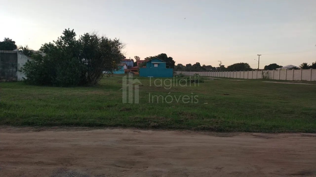 Ótimo terreno no condominio Lagoa Azul - sonho de vida com 328 m2