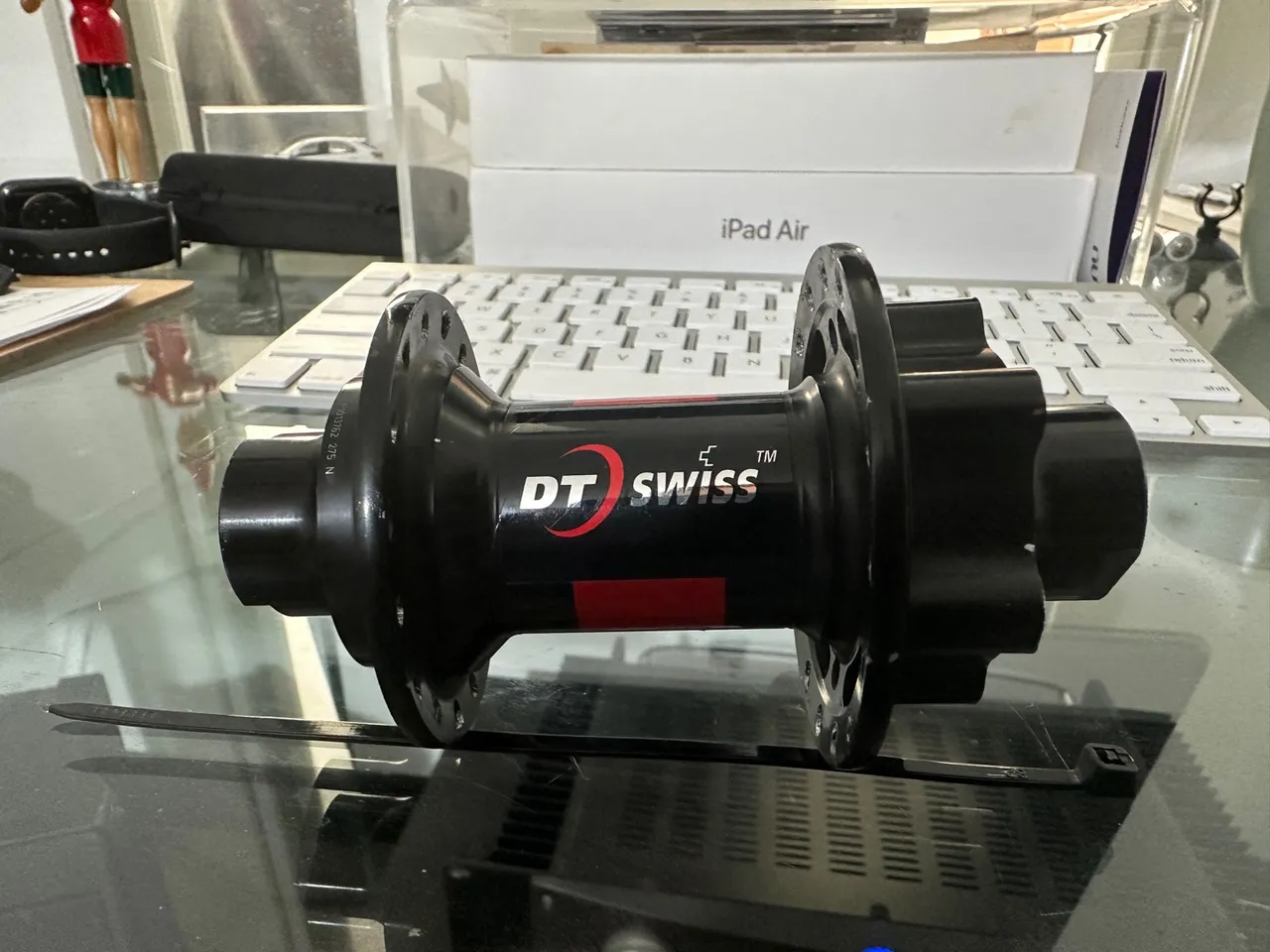 CUBO DT SWISS 240S OVERSIZE 20x110 NÃO BOOST
