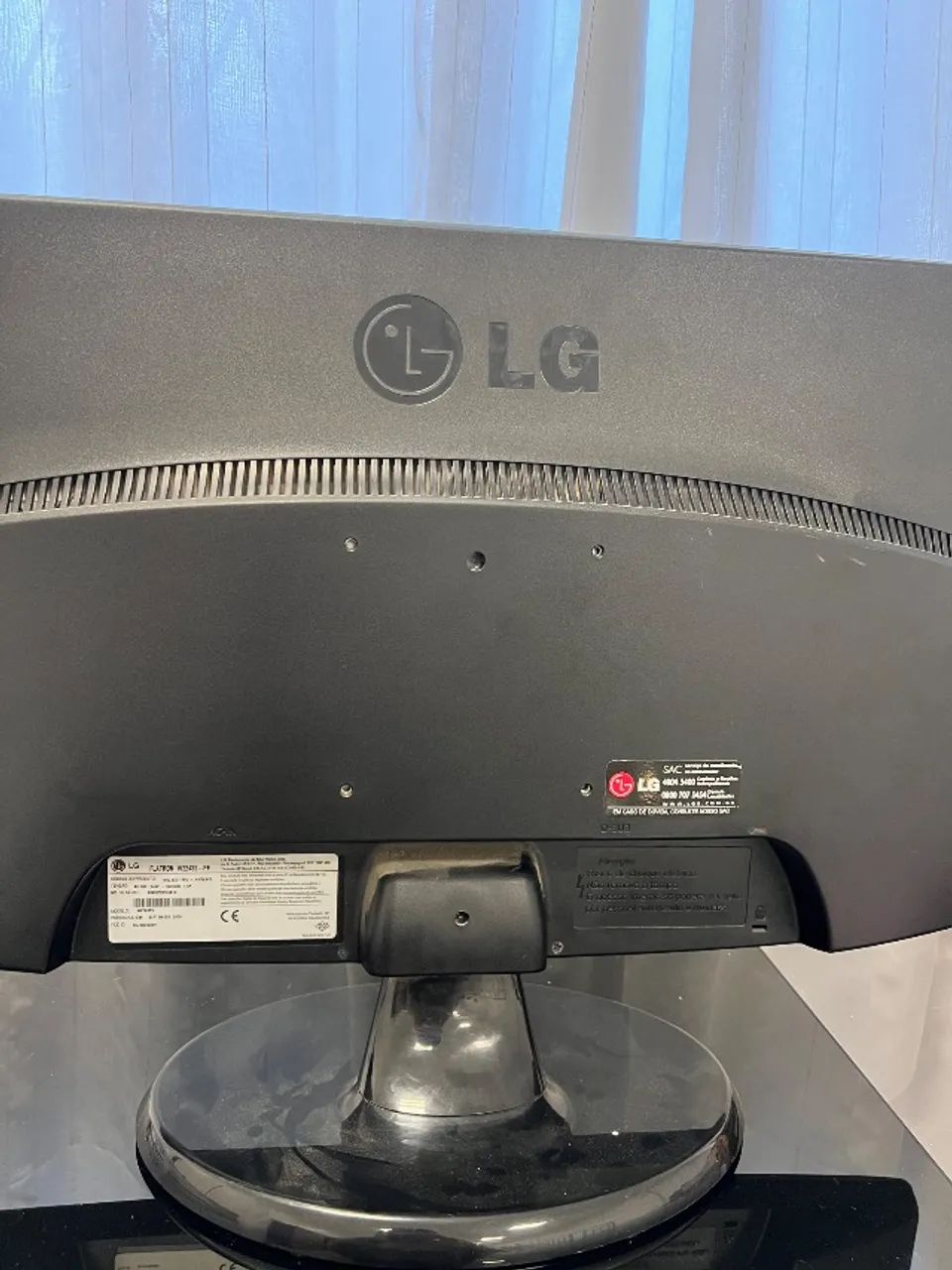 Monitor LG Flatron 22? (Não liga) - Foto 5
