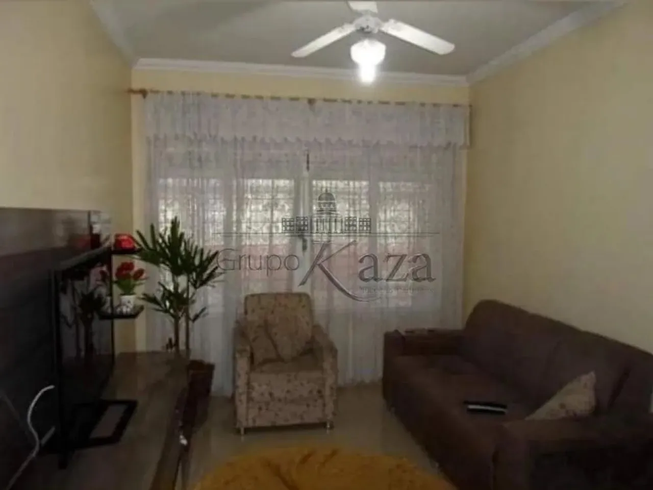 Casa Padrão em Jacareí