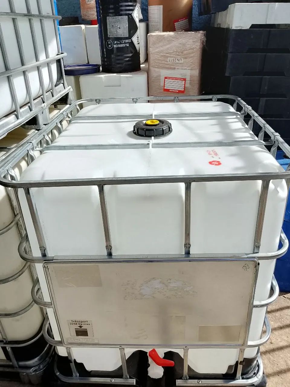Tanque IBC para Transporte de Líquidos - 1000 Litros