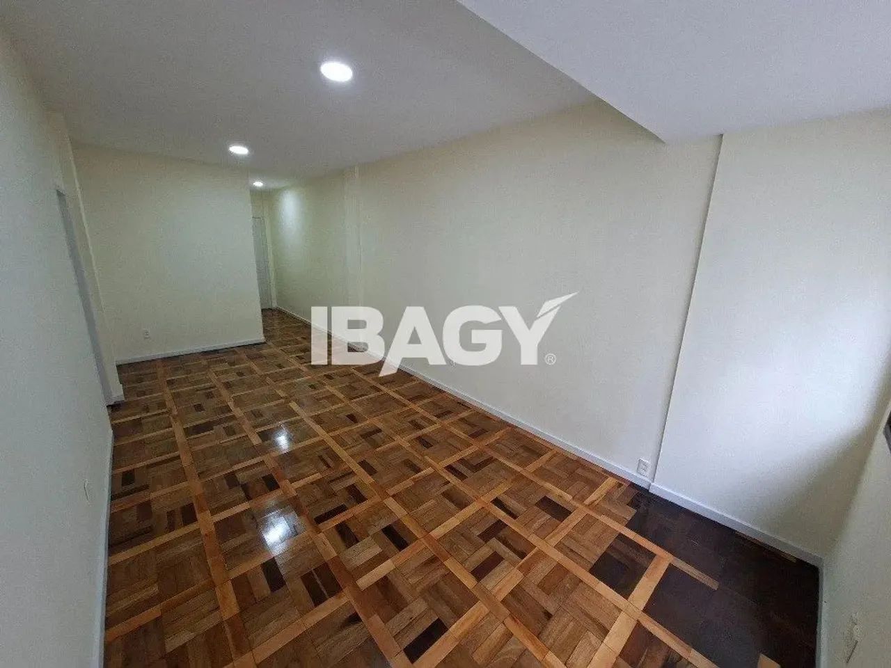 Excelente Apartamento 3 dormitório(s) em Centro - Florianópolis - Foto 3