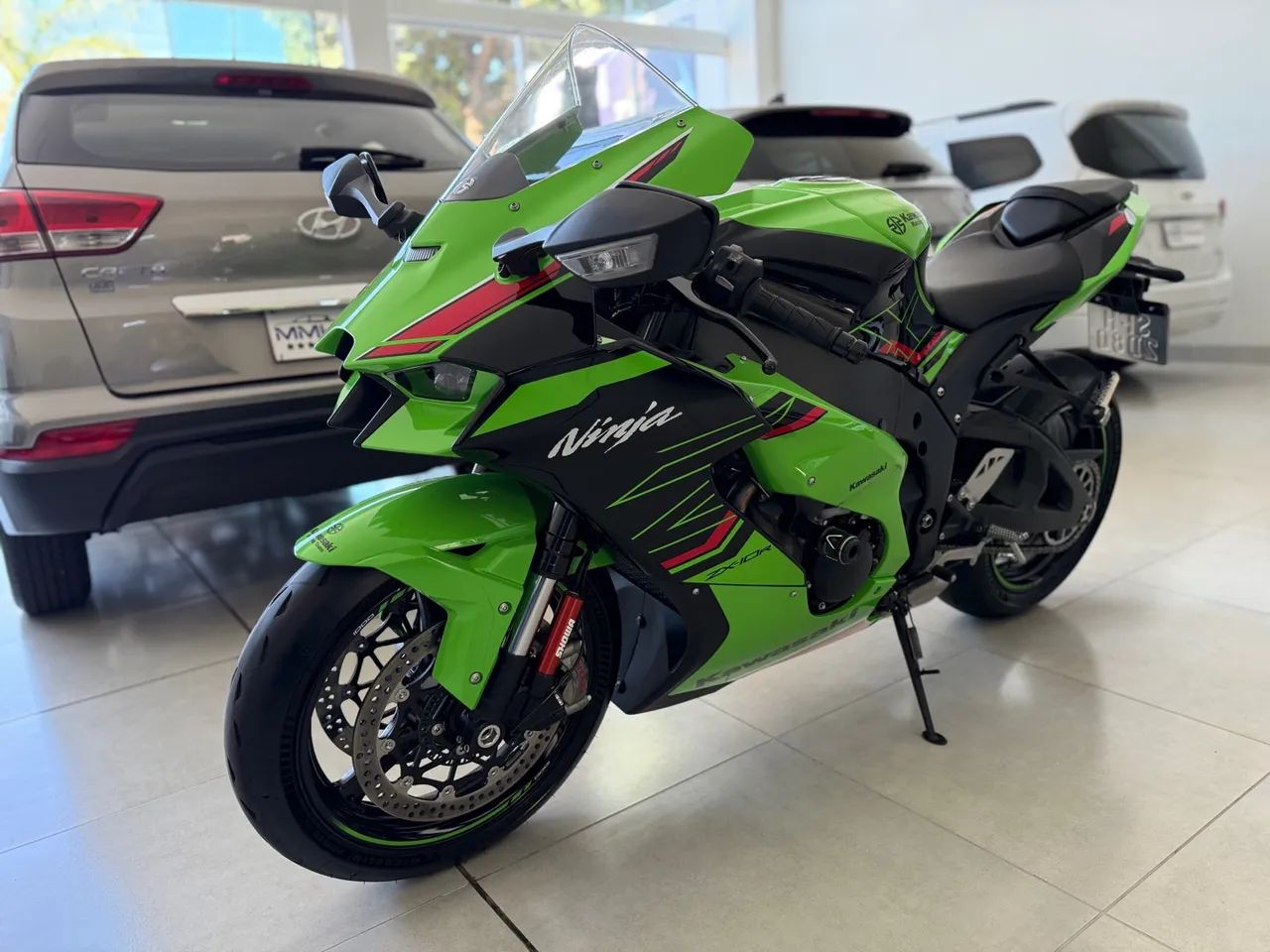 Kawasaki Ninja ZX10R 2023 Apenas 4 mil km - Foto 2