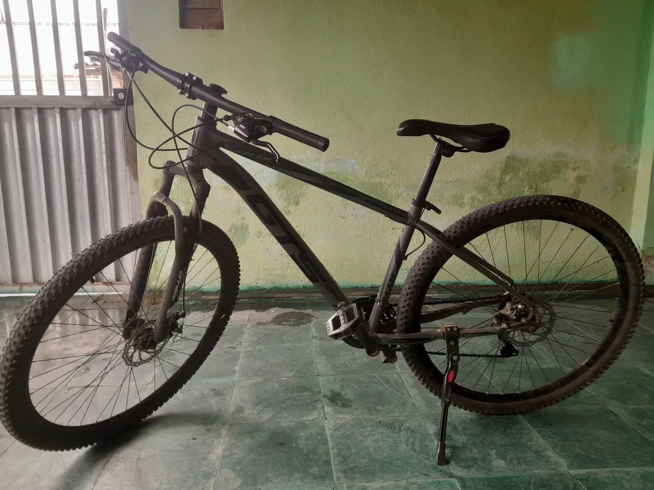 Bicicleta Mountain Bike - Ótimo estado