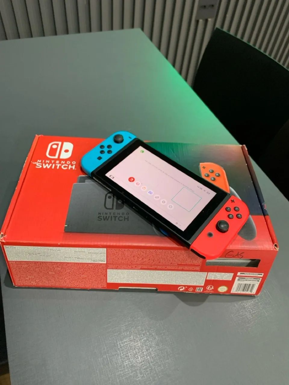 Nintendo Switch na caixa com garantia - entrego 