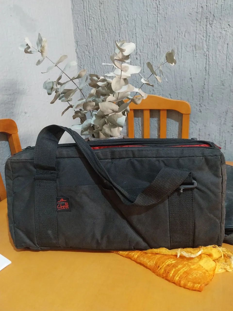 Vendo bolsa do cheffer pra carregar material na área da gastronomia com 3 compartimentos  - Foto 5