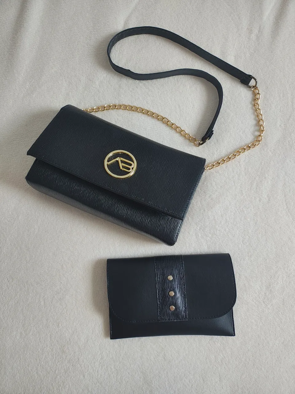 Bolsa de Ombro Elegante e Carteira