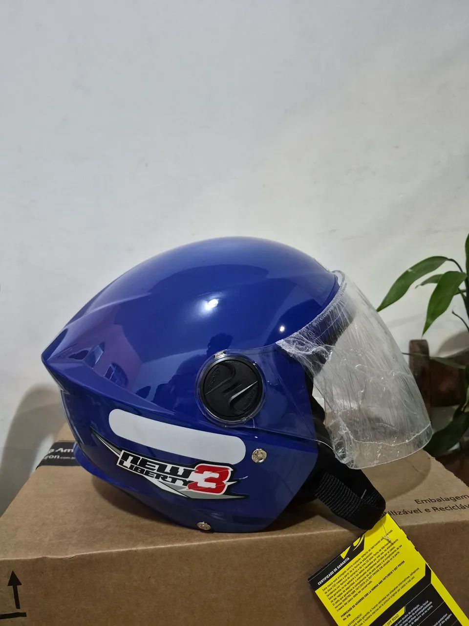 Capacete Vermelho, azul e rosa. - Foto 2
