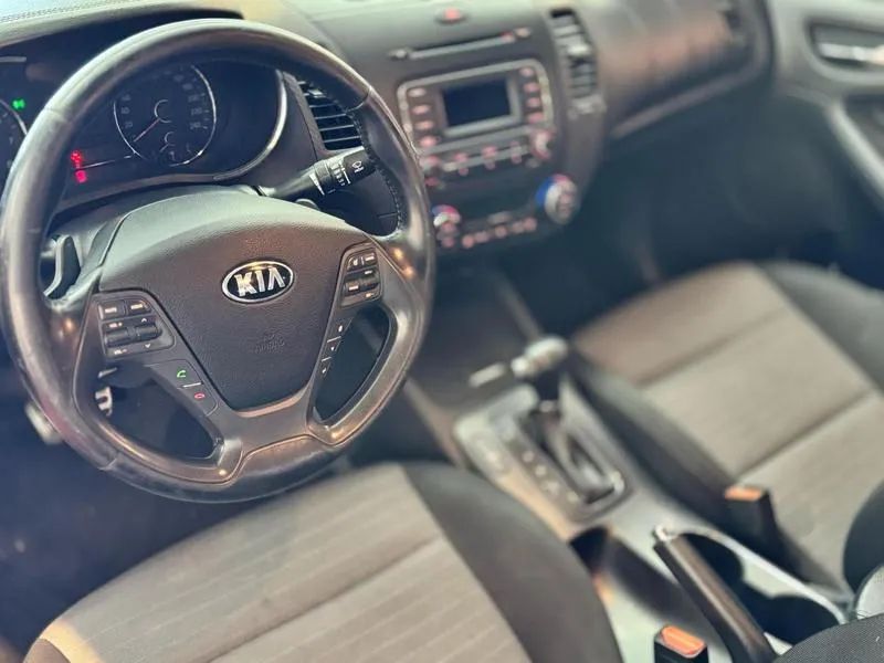 KIA CERATO FF SX3 NB _4P_ 2016 - Foto 4