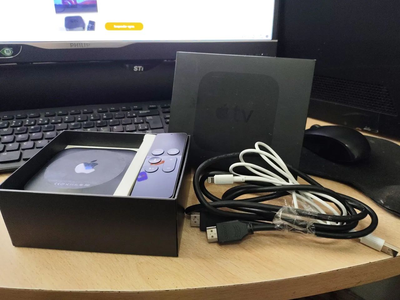 Apple TV 32GB - SIRI - compatível claro TV+ - Completa + Brindes Exclusivos - Foto 2